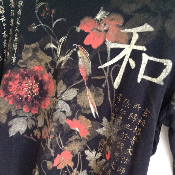 Top - Picture 2 of 2