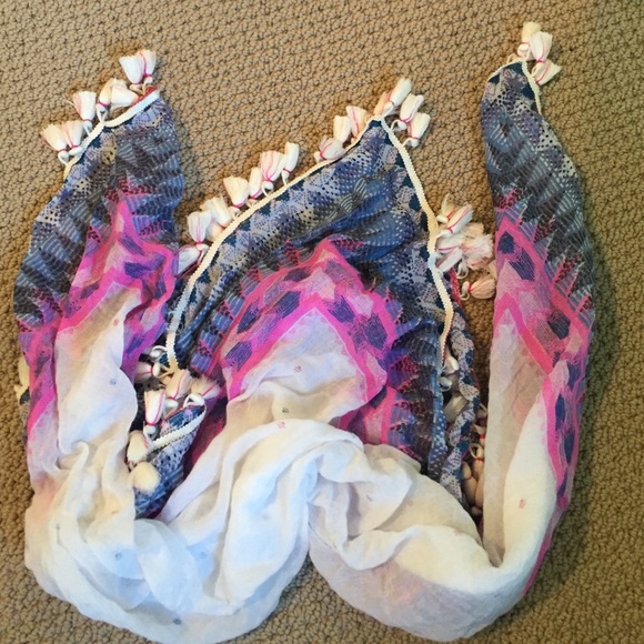 American eagle triangle scarf