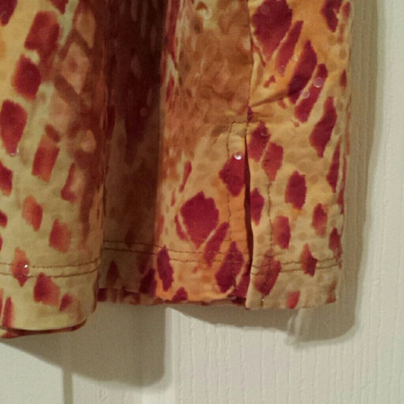 Shiny orange skirt - Picture 3 of 4