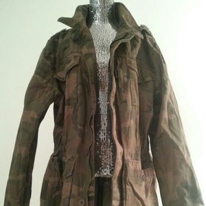 FINAL DROP⬇⬇⬇ Oversized Camo Jacket