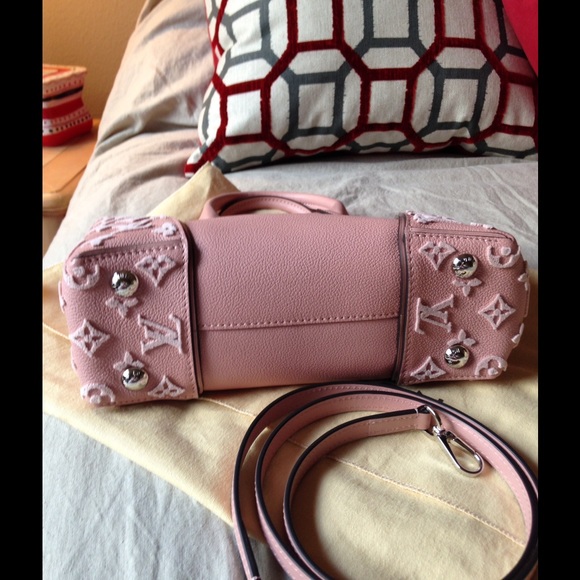💕Louis Vuitton W BB💕✋🏻Sold - Picture 3 of 4
