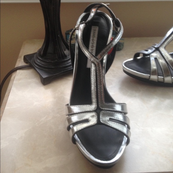 Heels (Diane Von Furstenberg) size 8M