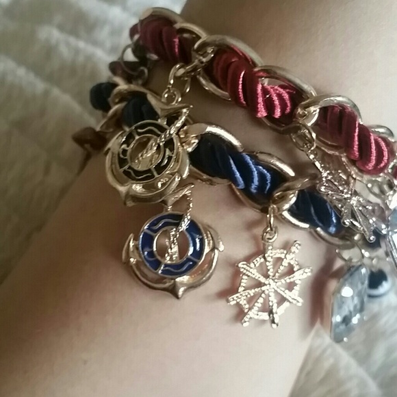 Anchor bracelet - Picture 2 of 4
