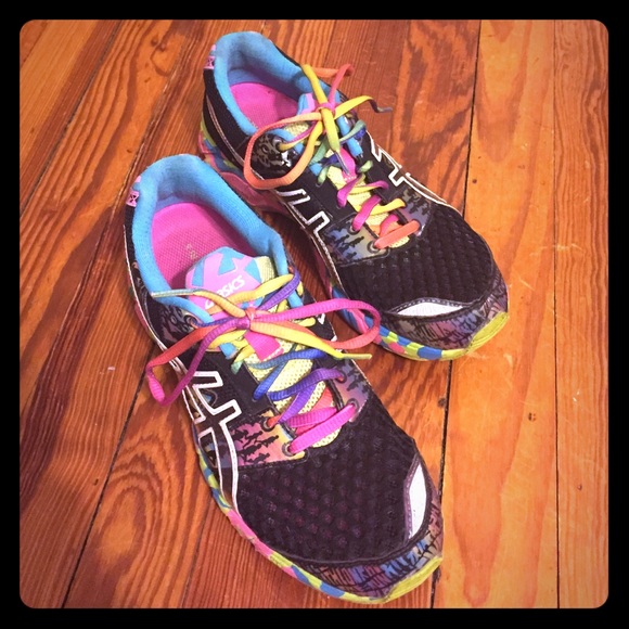 Asics GelNoosa Tennis Shoes