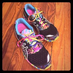 Asics GelNoosa Tennis Shoes