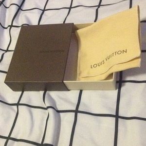 LV Louis Vuitton Belt Box