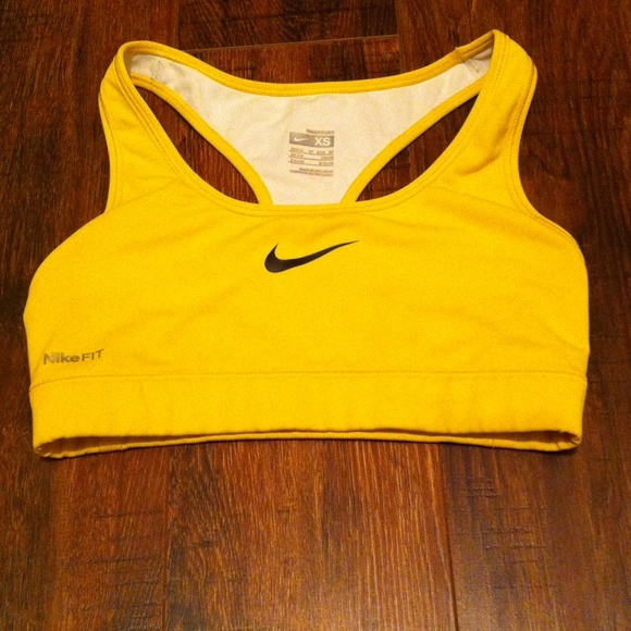 Nike dry fit sports bra