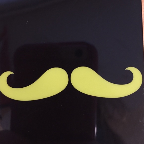 mustache case - Picture 2 of 2