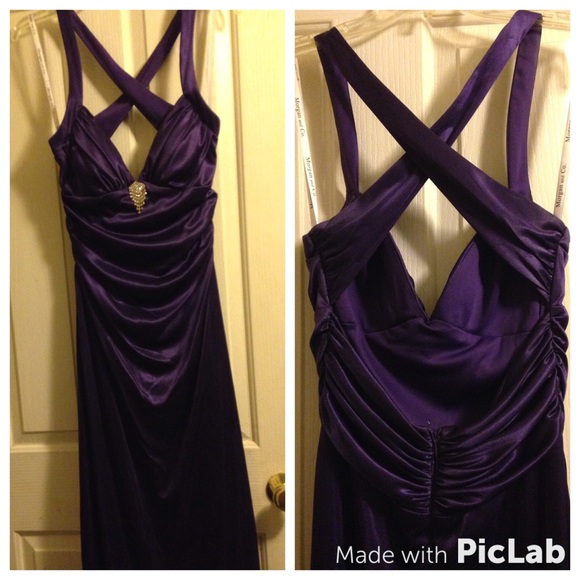 Beautiful purple prom gown!