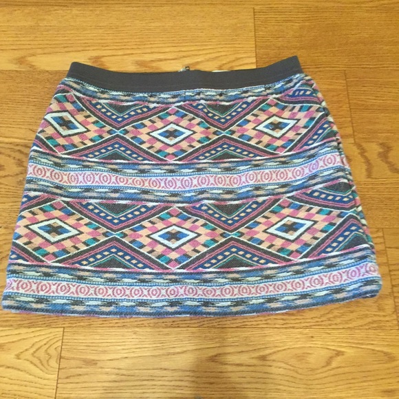 Aztec print skirt - Picture 2 of 4
