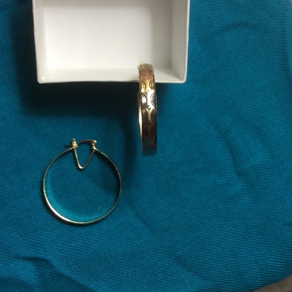 Hoops