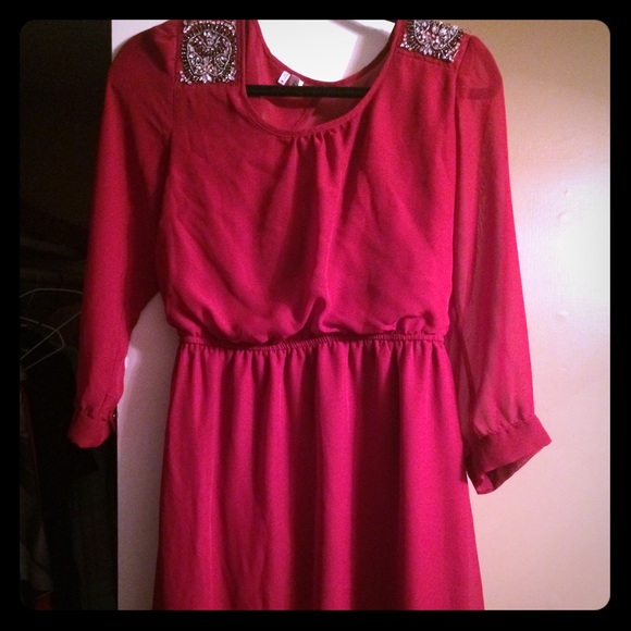 Crimson dress w/ embellished shoulders & open back
