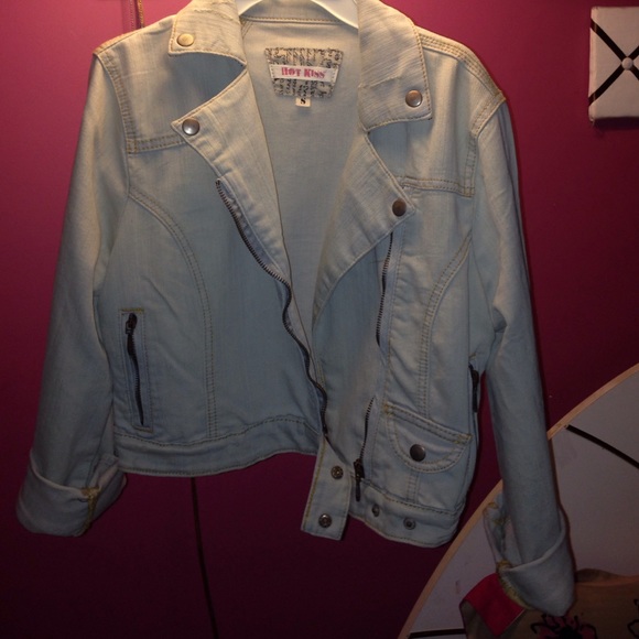 Hot kiss denim jacket