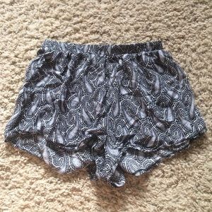 Loose paisley Brandy Melville shorts