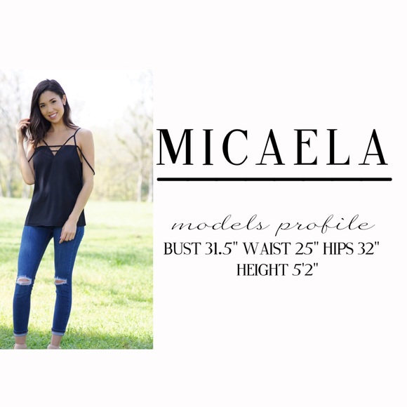 SOLD OUT - SALE🌟LAST ONE | Kristen Crop Top - Picture 5 of 6