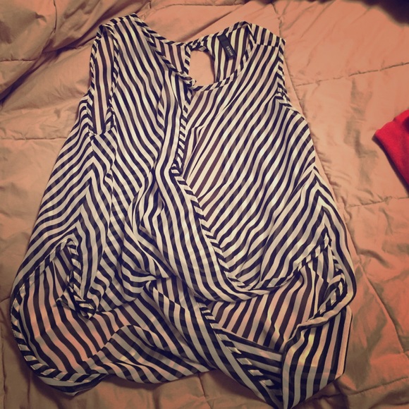 B&w stripped high low top