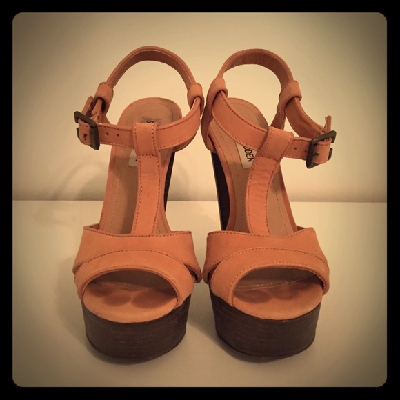 Steve Madden Shoes - Champagne pink sandal with wood base and heel.