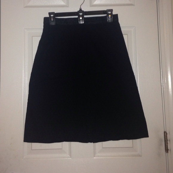Navy blue skirt - Picture 1 of 2