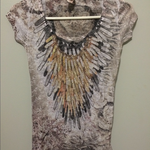 Short sleeve t-shirt