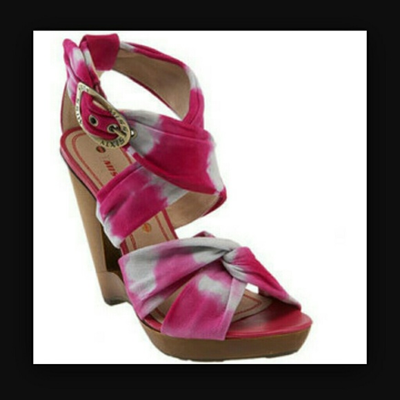 Tie Dyed Suede wooden heel cut out sandal!!!