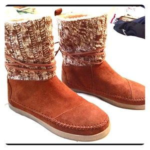 TOMS chestnut cable knit suede boots