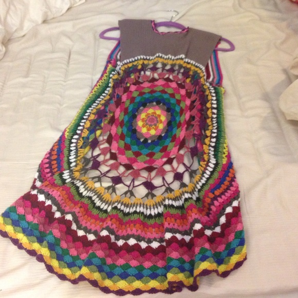 Colorful poncho - Picture 3 of 3