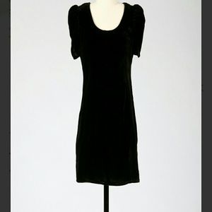 Gathered Sleeve velvet dress