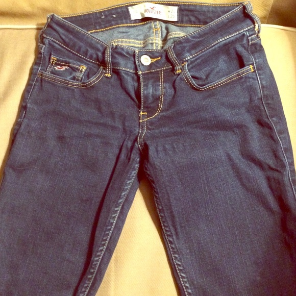 Hollister super skinny jeans! Size 0 Regular.