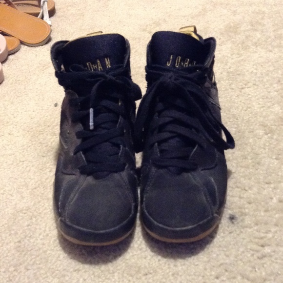 Retro Jordan 7's golden moments