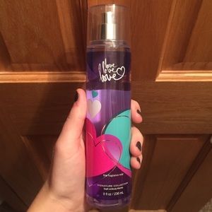 Body mist, love love love