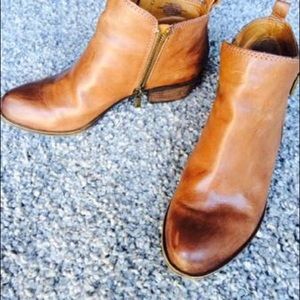 Lucky brand boots