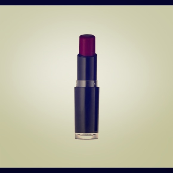 Wet n wild lipstick vamp it up
