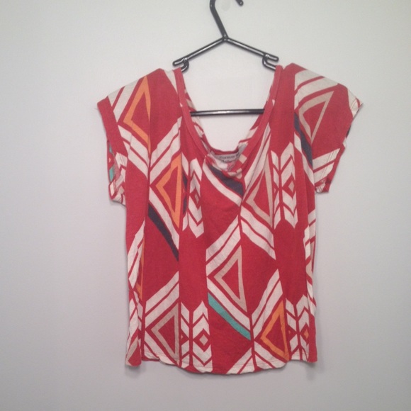 patterned top