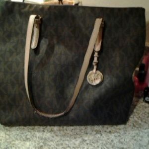 MK purse