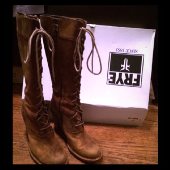 Frye Lace-up Vintage Style Boots