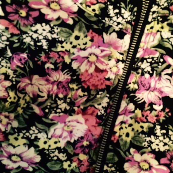 Floral Jacket - Picture 3 of 3