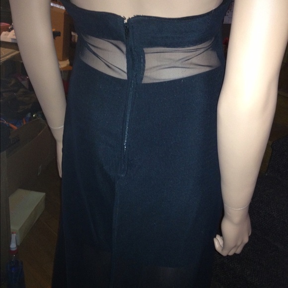 Price reduced..Authentic Tadashi size Medium - Picture 2 of 6