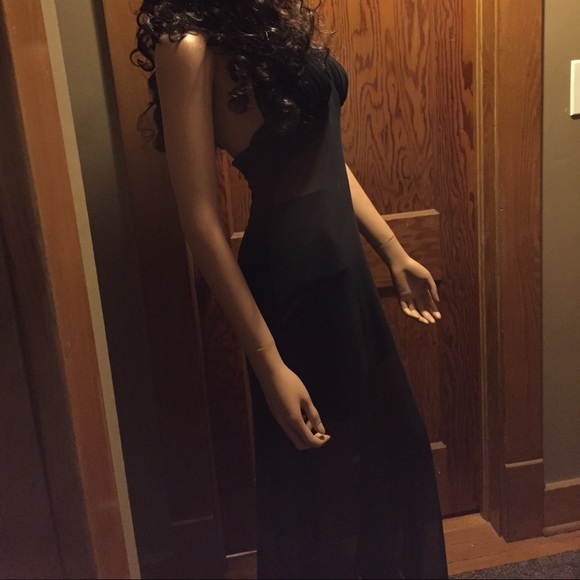 Price reduced..Authentic Tadashi size Medium - Picture 4 of 6