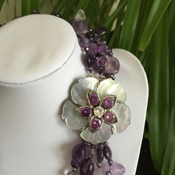 πHPπNWOT 5 Strand Amethyst & Crystal Necklace - Picture 2 of 3