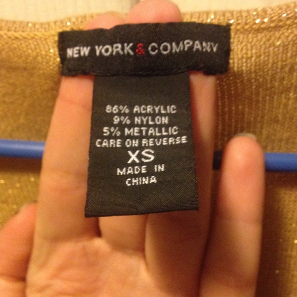 Gold New York and Company shirt - Picture 2 of 4