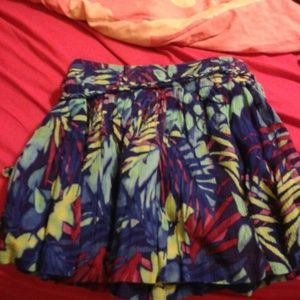 AEROPOSTALE SKIRT!