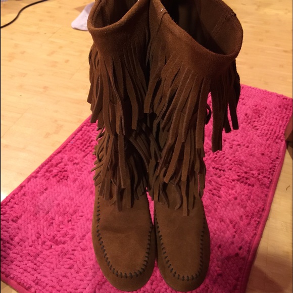 Shoes - Boots size 6