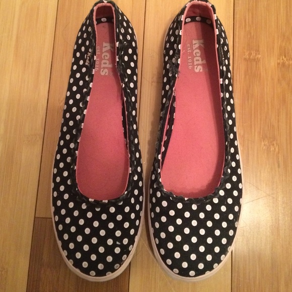 Polka dot keds