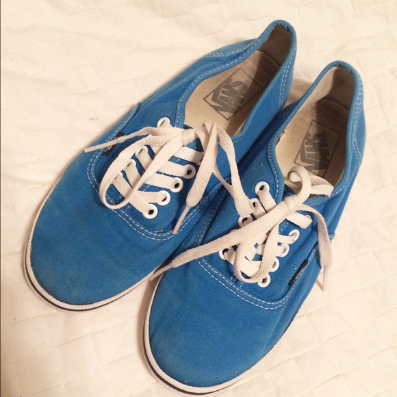 ✋SOLD✋Blue Vans