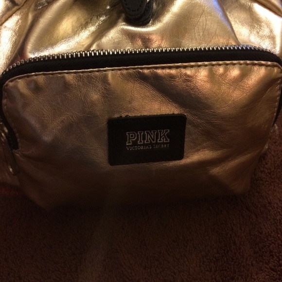 Super cute VA PINK mini backpack - Picture 2 of 2