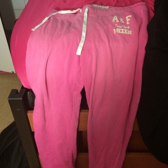 pink Abercrombie & Fitch sweats.