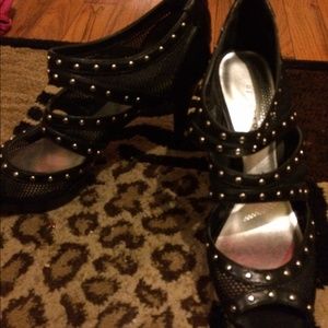 Studded/mesh heels