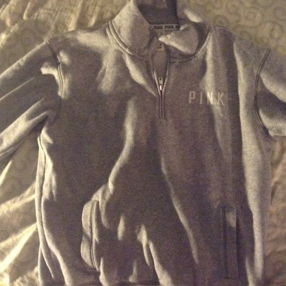 Quarter zip sweatshirt