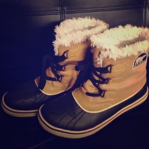 Sorel snow boots
