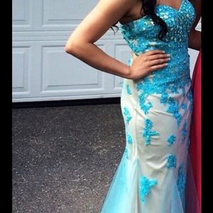 Prom dress